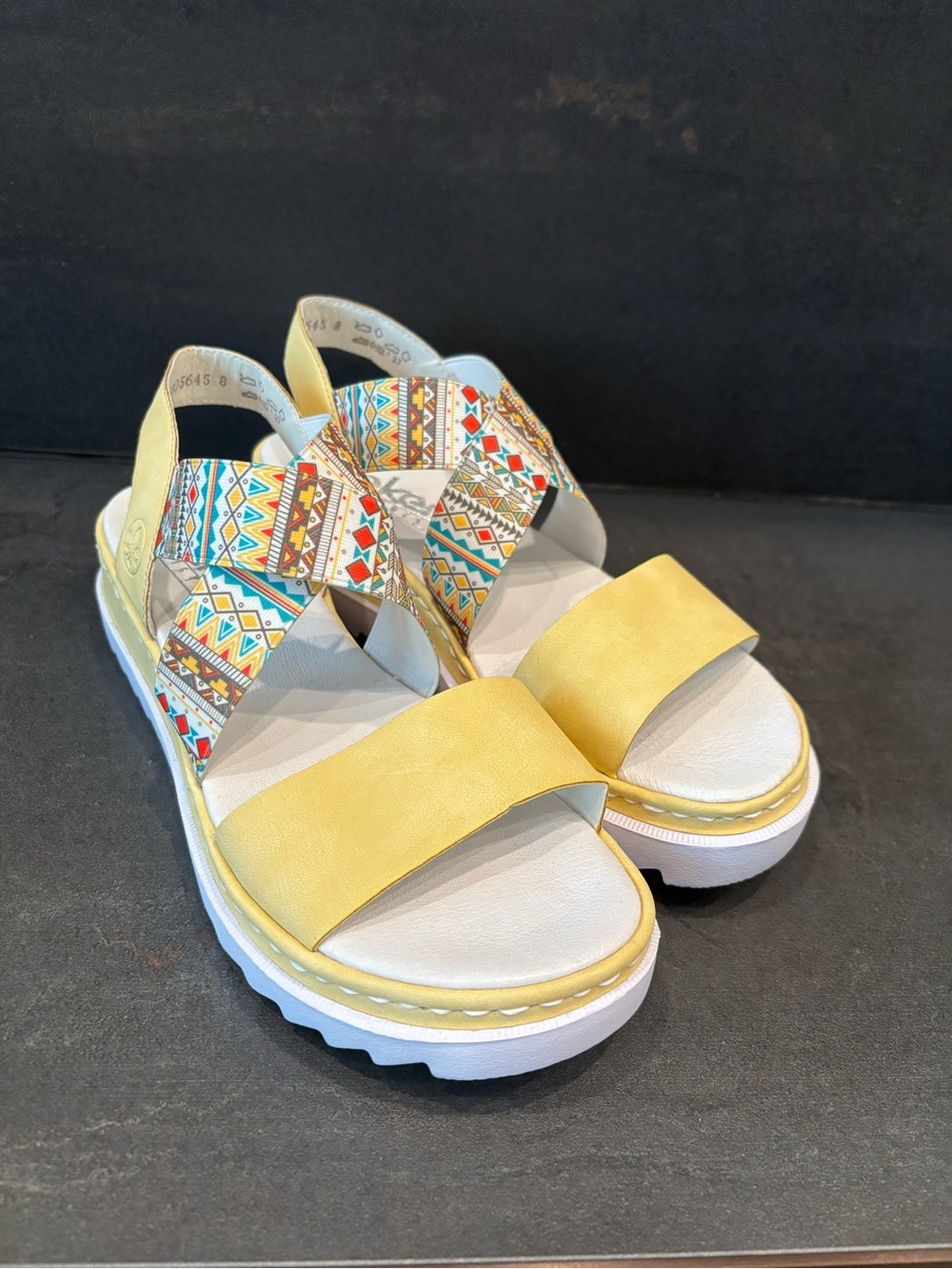 RIEKER Platform Sandal, Lindsey G8 Sun Yellow, Multiprint Southwestern Vibe, 39